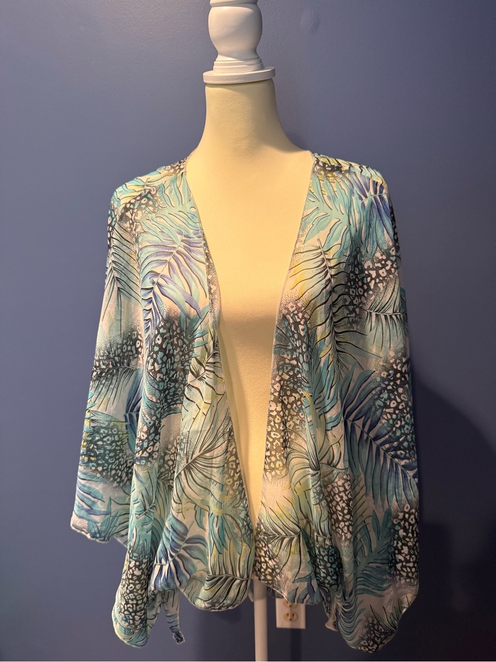 Lightweight Aqua Palm Print Swim Cover-Up Kimono